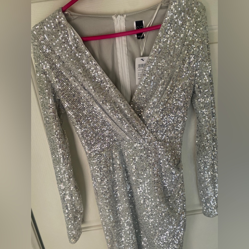 Windsor women’s dress mini grey glitter size medium